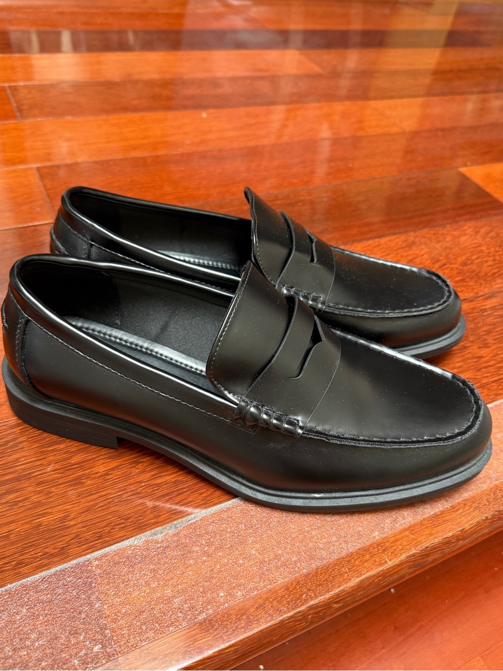 ASOS Design Men's Black Leather Penny Loafers - Classic Slip-On Dress Shoes